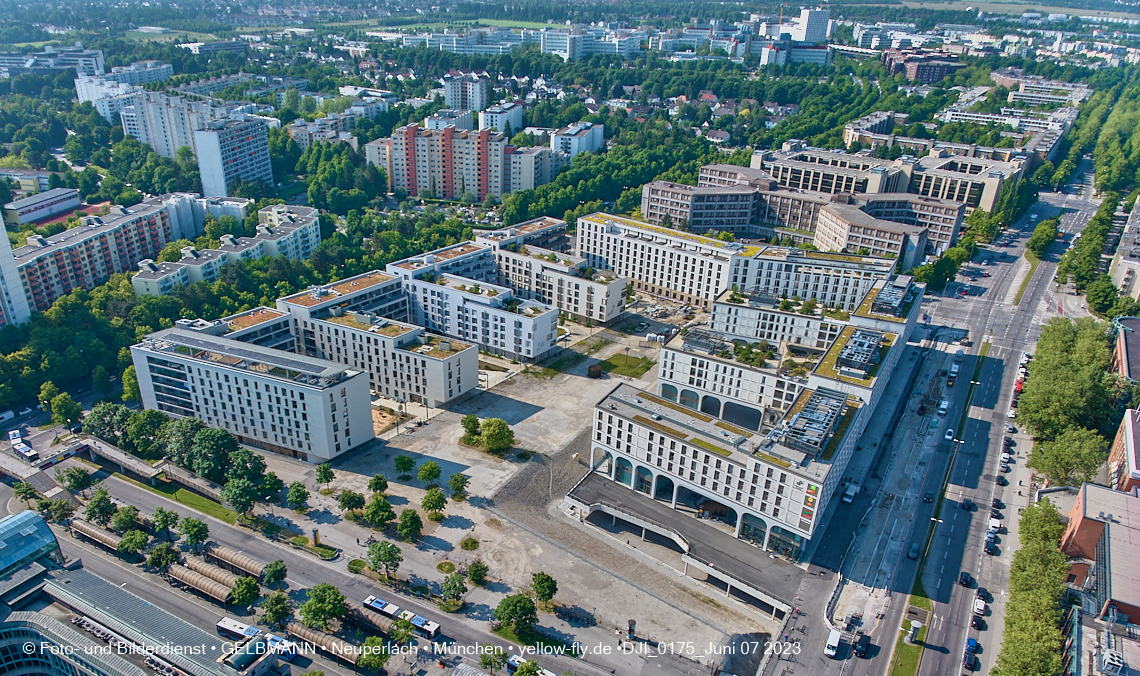 07.06.2023 - Perlach Plaza, PEP, Rentenversicherung, Wohnring, WACKER-Chemie in Neuperlach